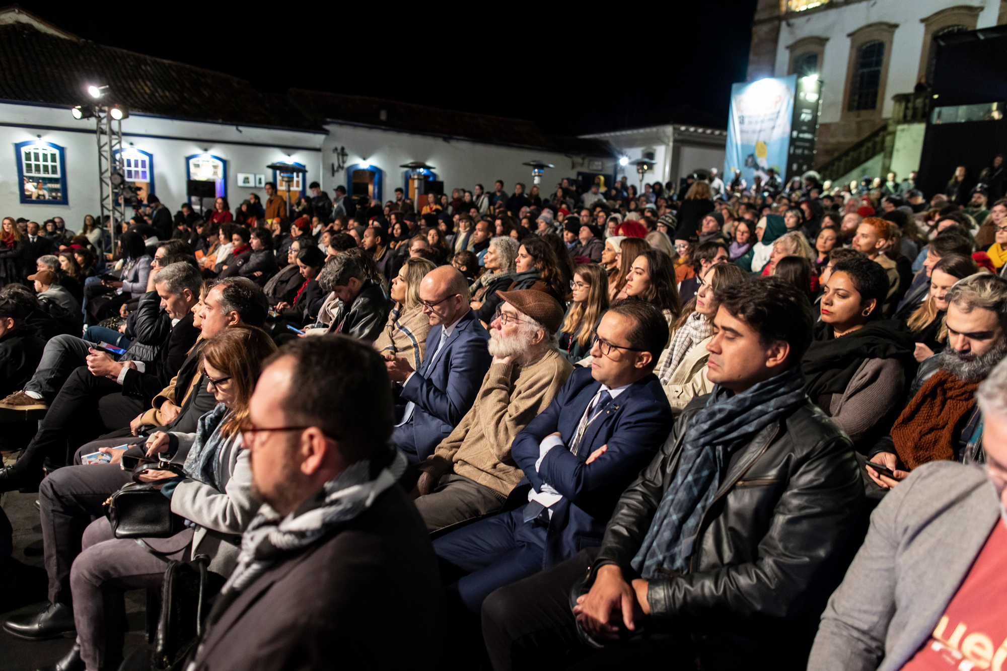 P&uacute;blico - OURO PRETO - MG - 18&ordf; CINEOP - Abertura Oficial - #CineOP&nbsp;#EncontroNacional&nbsp;#Educa&ccedil;&atilde;o&nbsp;#debates&nbsp;#CulturaNegra&nbsp;#Preserva&ccedil;&atilde;oAudiovisual&nbsp;#ImagensdaMPB&nbsp;#ArteNaPra&ccedil;a #SescCineLoungeShow #CineOP2023 #ouropreto