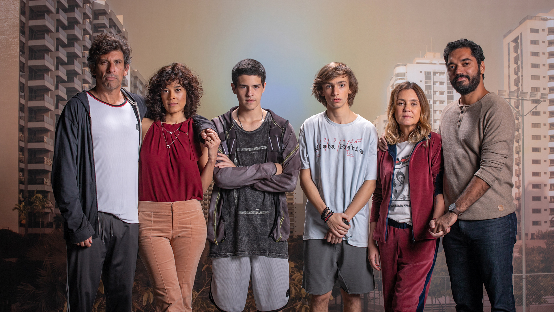 Uma conversa com Adriana Esteves e Maeve Jinkings
