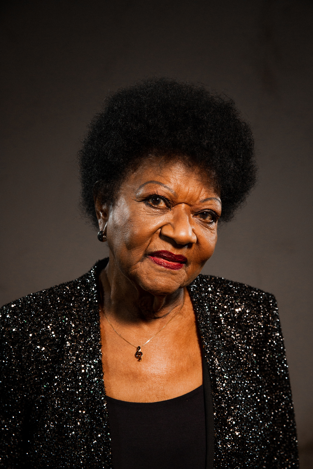 revista-bravo-alaide-costa-entrevista-show