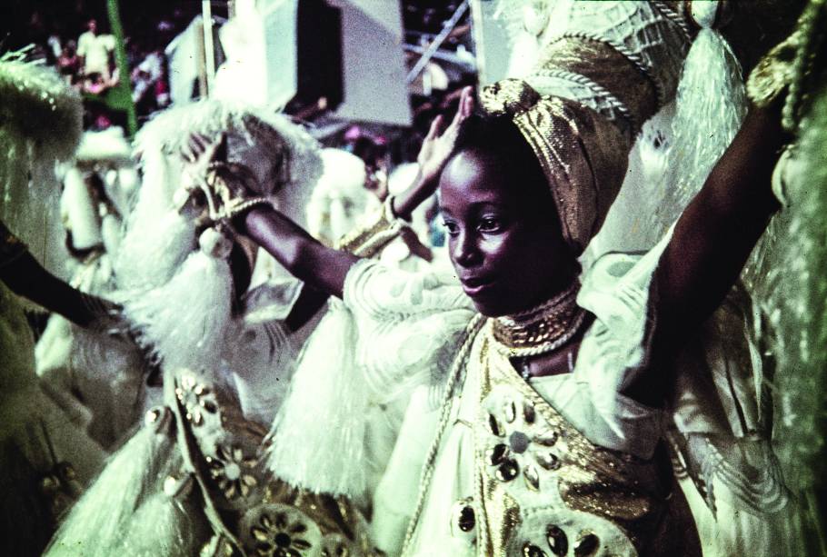 <span style="font-weight: 400">Carnaval, Rio de Janeiro-RJ (c. 1970)</span>