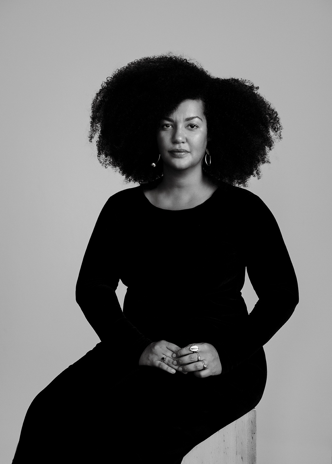 diane-lima-entrevista-negros-na-piscina-arte-contemporanea-curadoria-educacao-editora-fosforo