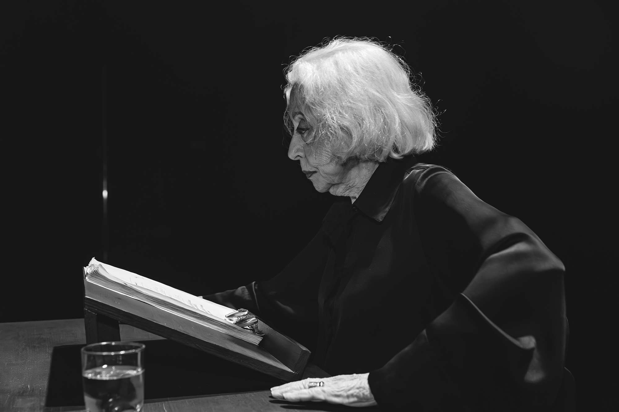 fernanda-montenegro-simone-beauvoir-teatro-sesc-14-bis