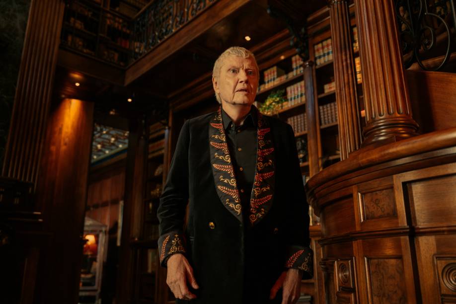 Jon Voight as Hamilton Crassus III in Megalopolis.