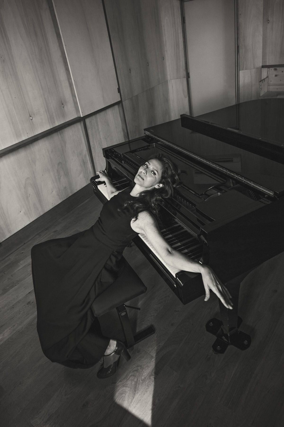 maria-fernanda-candido-sonia-rubinsky-pianista-atriz-teatro-peca-espetaculo-clarice-lispector