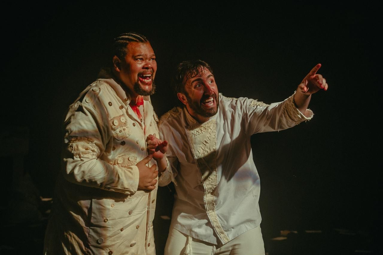 peca-teatro-dostoieviski-irmaos-karamazov-caio-blat-adaptacao-sesc-pompeia