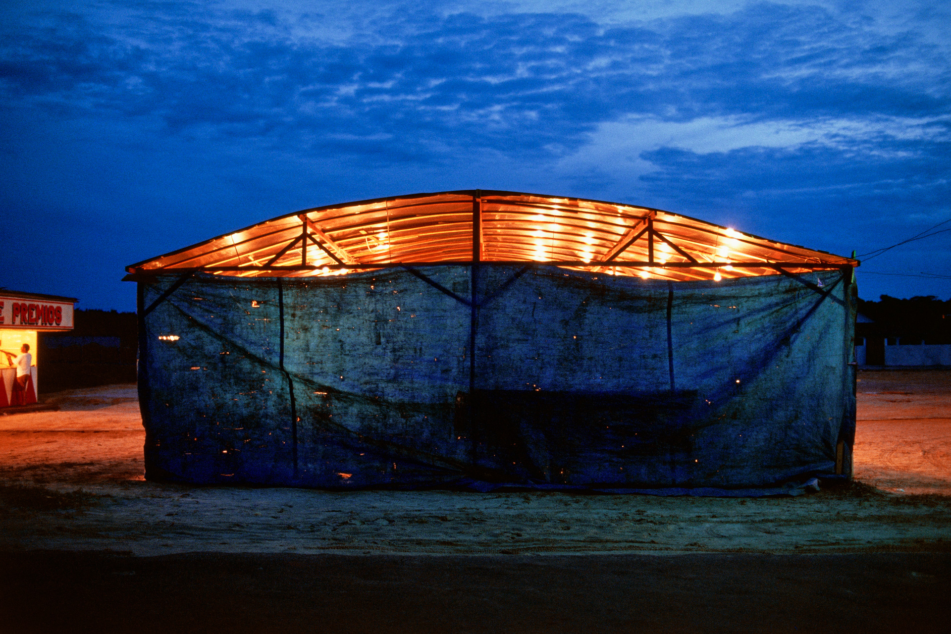 Lona Azul, 1991