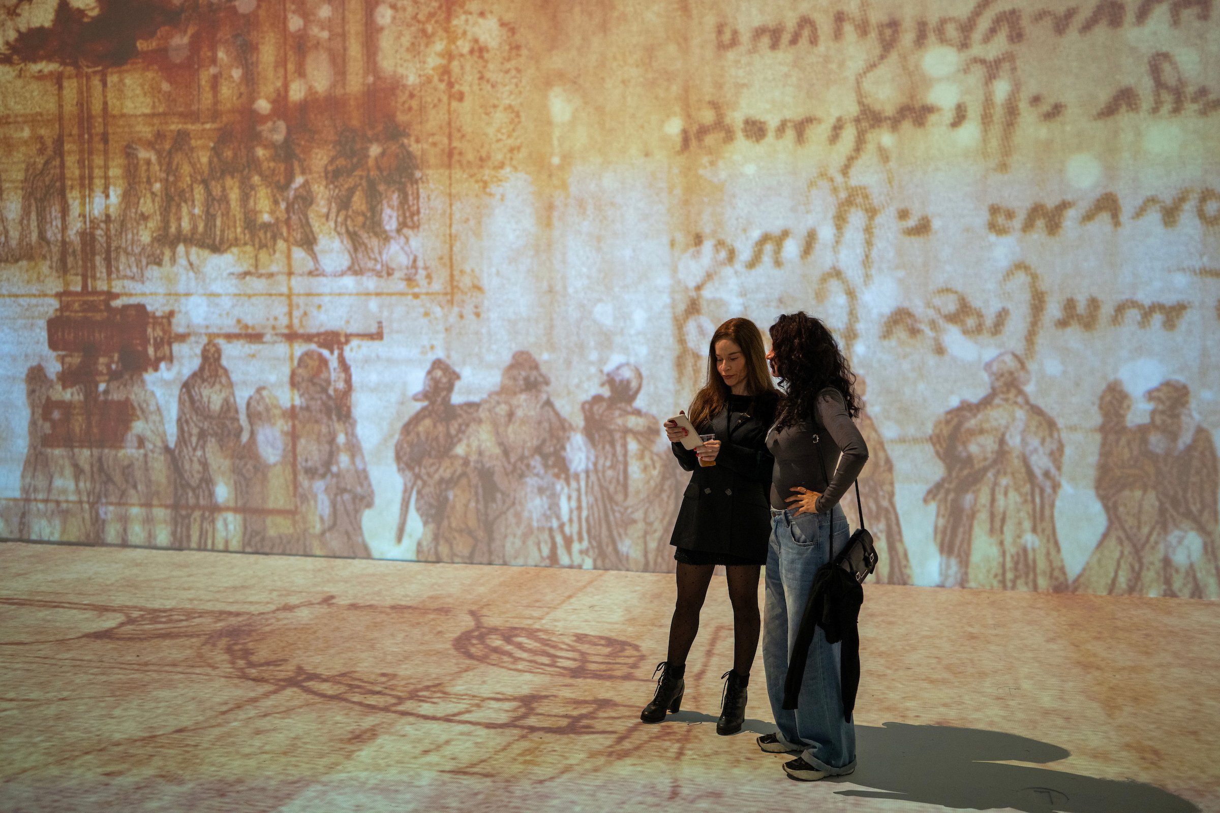 visualfarm-gymnasium-exposiccao-imersiva-projecao-cinema-leonardo-da-vinci