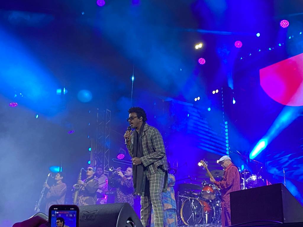 Com novo disco e show no João Rock, Seu Jorge aposta no Brasil que ainda dança com os pés no chão