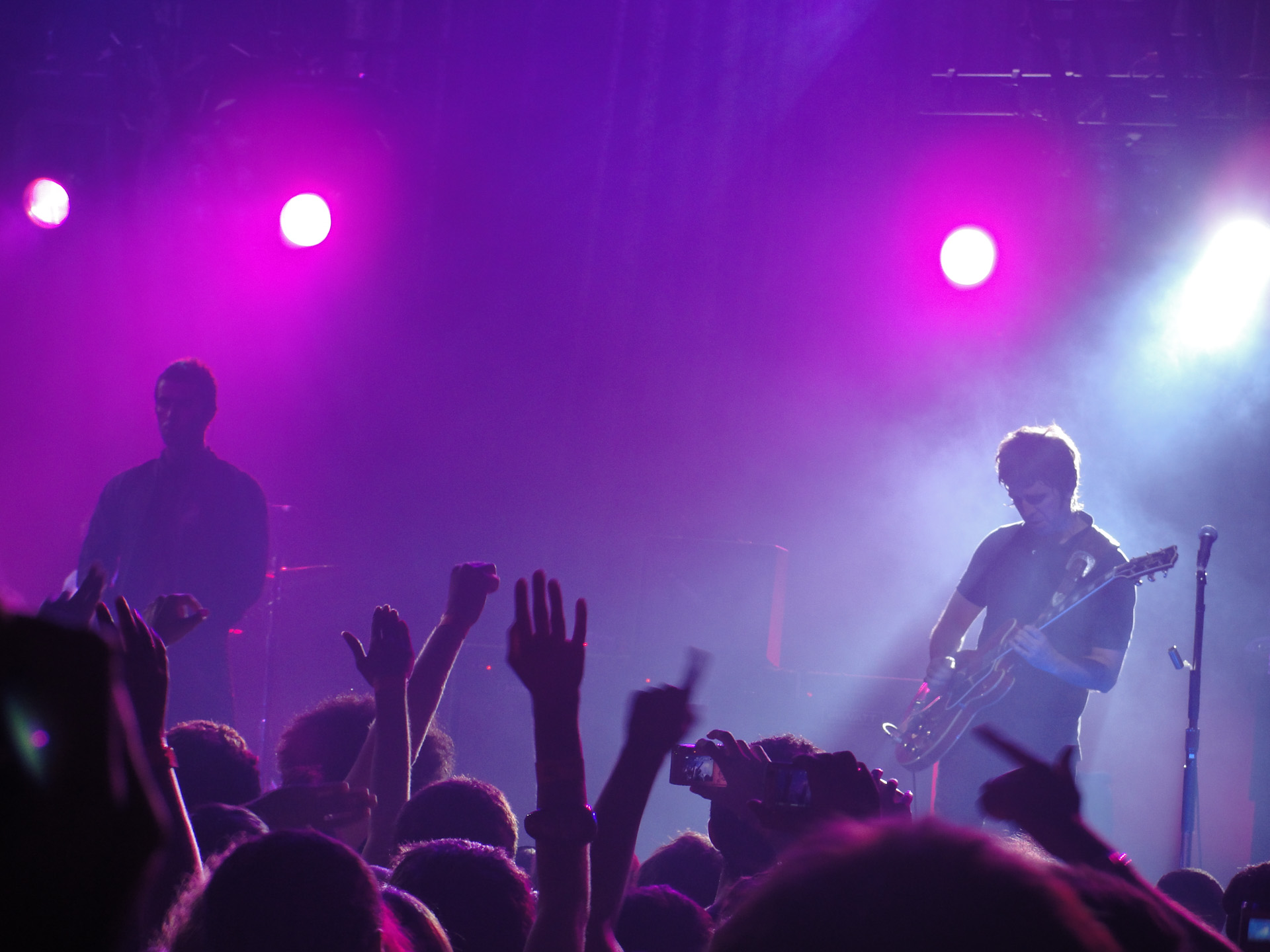 oasis-banda-show-2009-brasil-noel-liam-gallagher