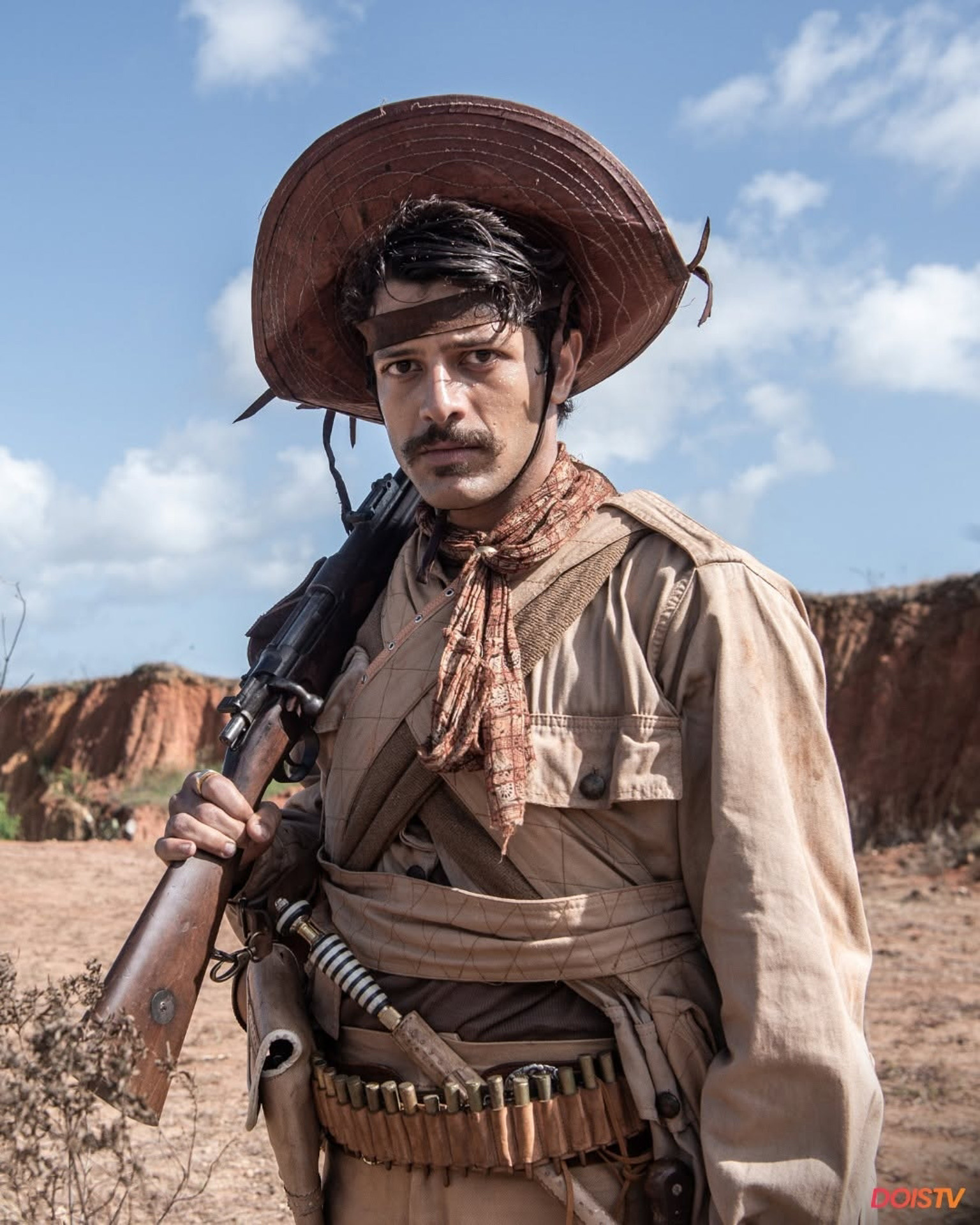 guerreiros-do-sol-globoplay-kelner-macedo-entrevista