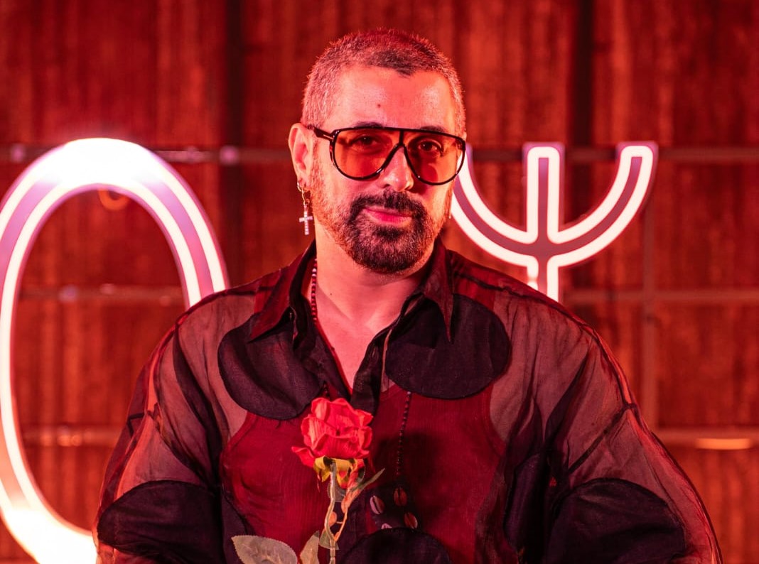 Jorge Farjalla encenou recentemente a montagem de "Ópera do Malandro", no Teatro Renault.