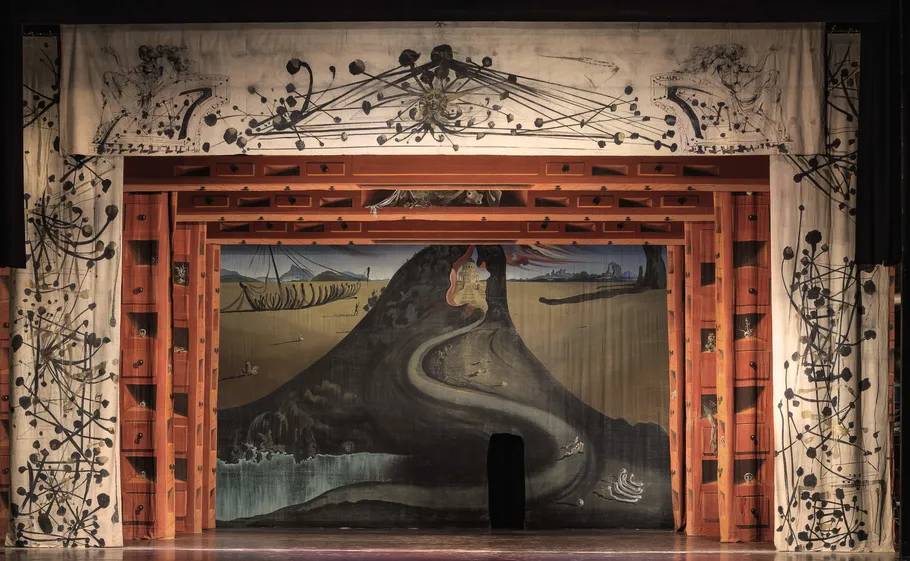 Maior obra de Salvador Dalí vai a leilão em Paris