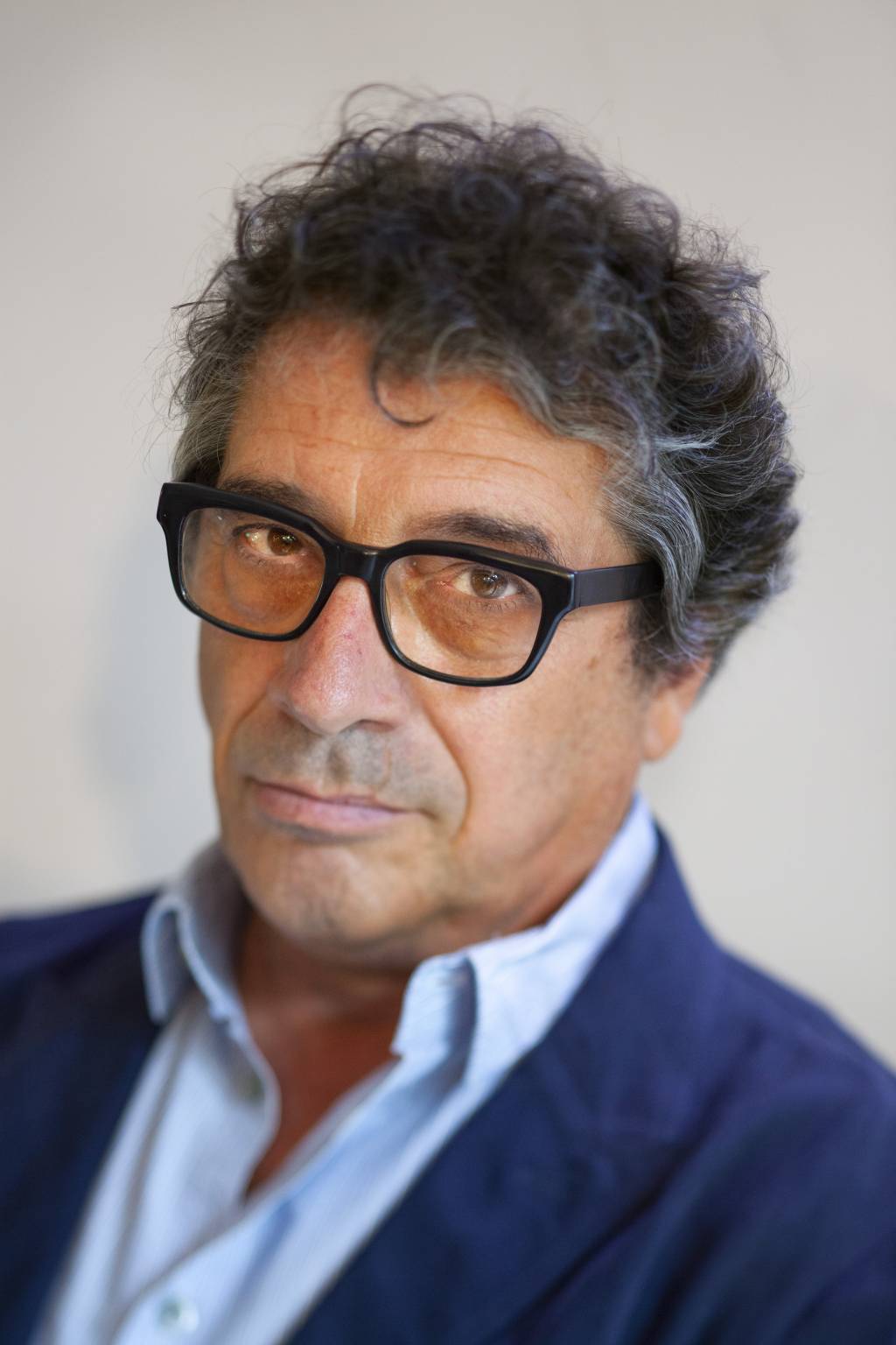 Sandro Veronesi sabe quem é o verdadeiro autor por trás de Elena Ferrante – ou pelo menos acha que sabe
