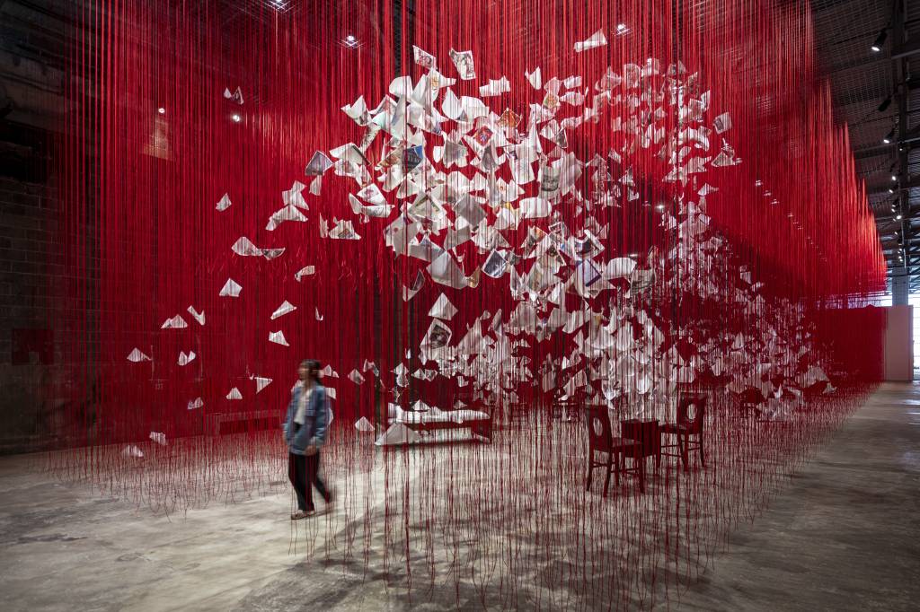 Bienal de Curitiba 2026: tudo sobre o evento que retorna após cinco anos