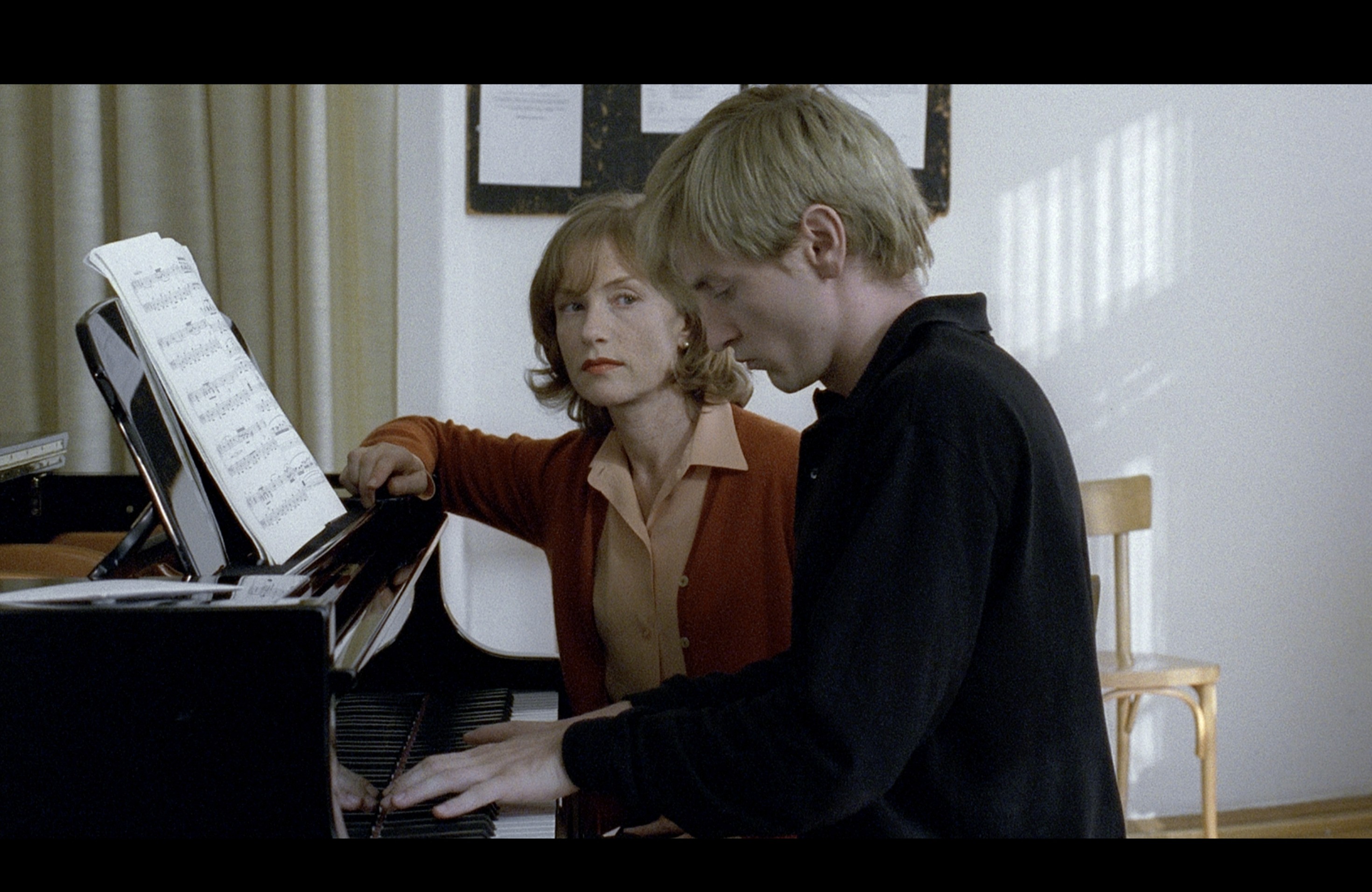 a-professora-de-piano-retorna-cinemas-versao-restaurada